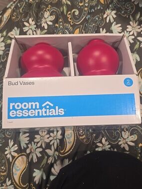 ❤️10/$40 New Room Essentials Dark Pink Bud Vase Duo